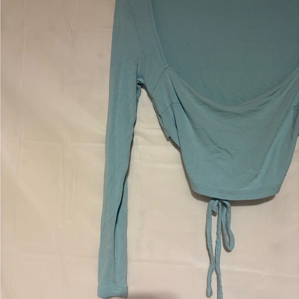 Princess Polly Sky Blue Long Sleeve Crop Top - Picture 3 of 6